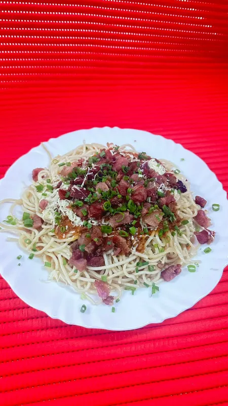 MACARRÃO Á BOLONHESA CALABRESA 